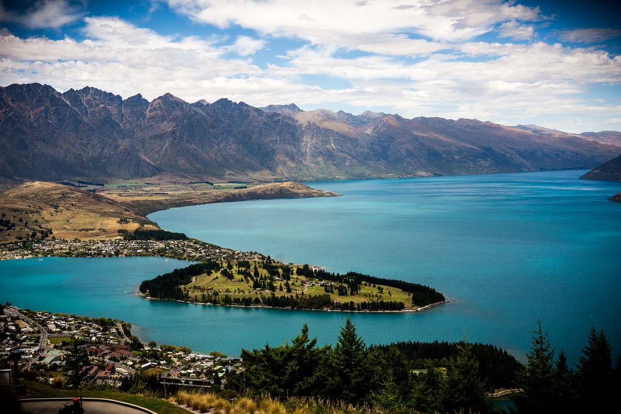 Gondola Skyline Restaurant Bobs Peak Remarkable Queenstown New Zealand  Postcard