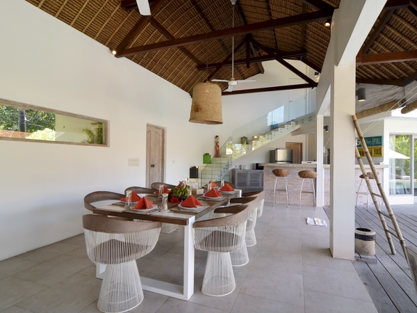 Bali Family Villas - Villa Kami - dining area