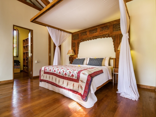Bali Family Villas - Villa Desa Roro - Bedroom 1