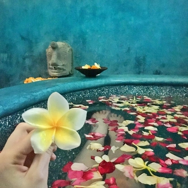 reflexology seminyak