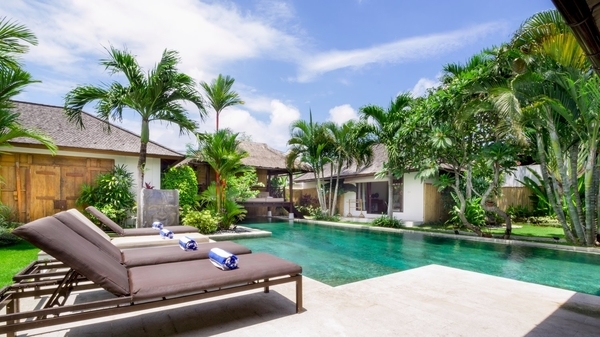 cheap villas in seminyak - villa b