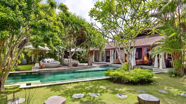 seminyak 3 bedroom villas