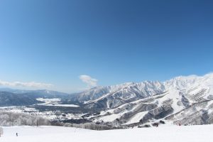 ski-filed-view