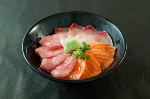 sashimi bowl - where to eat in Niseko