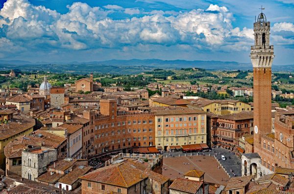 what to do in Tuscany - visit Siena