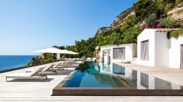 Beautiful villa for a stay in Ibiza.