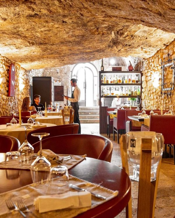 Dine inside a cave