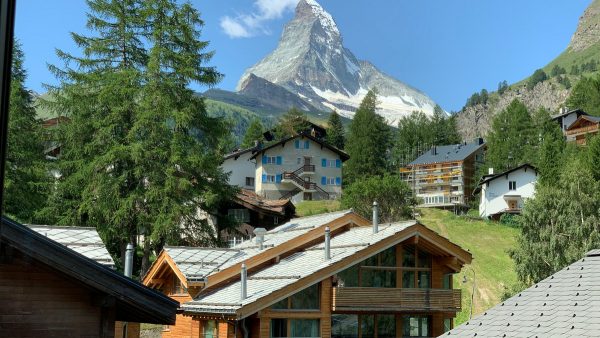 luxury ski chalets in the swiss alps