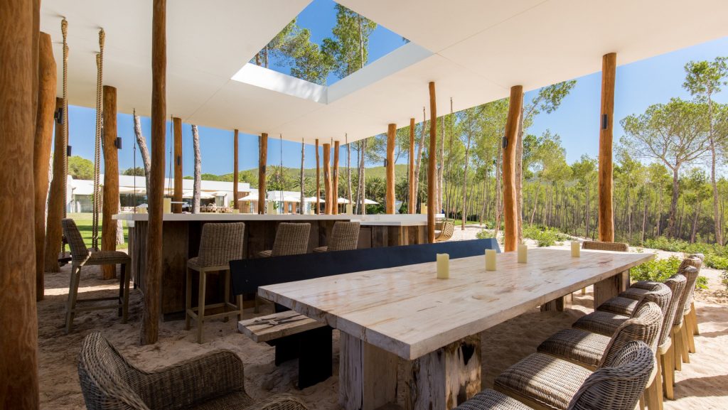 villa asombro outdoor area