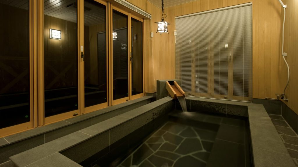 Private onsen at The Country Resort - Chalet Kinokawa