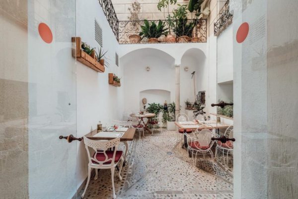 Restaurant with a wonderful ambience.