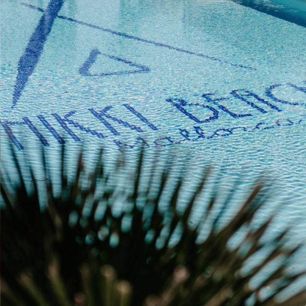 wonderful beach club with extraordinarily good food.