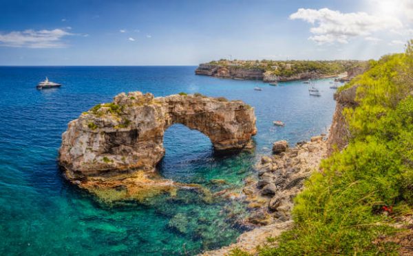 Es Pontas Rock Arch