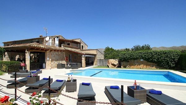 family villas in Majorca