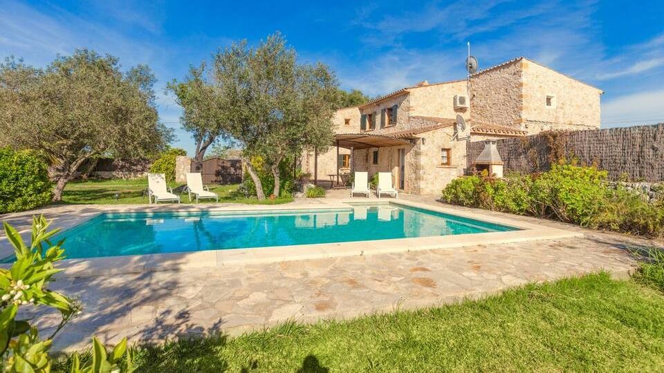 Villa Herrero: An Affordable Rustic Countryside Villa