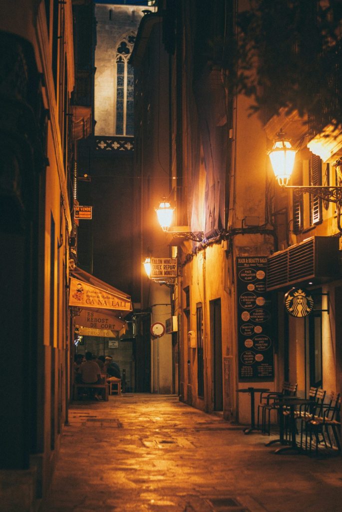 Palma streets at night