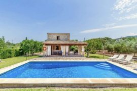 Sun, Sea, and Romance: The Best Villas in Majorca for Couples