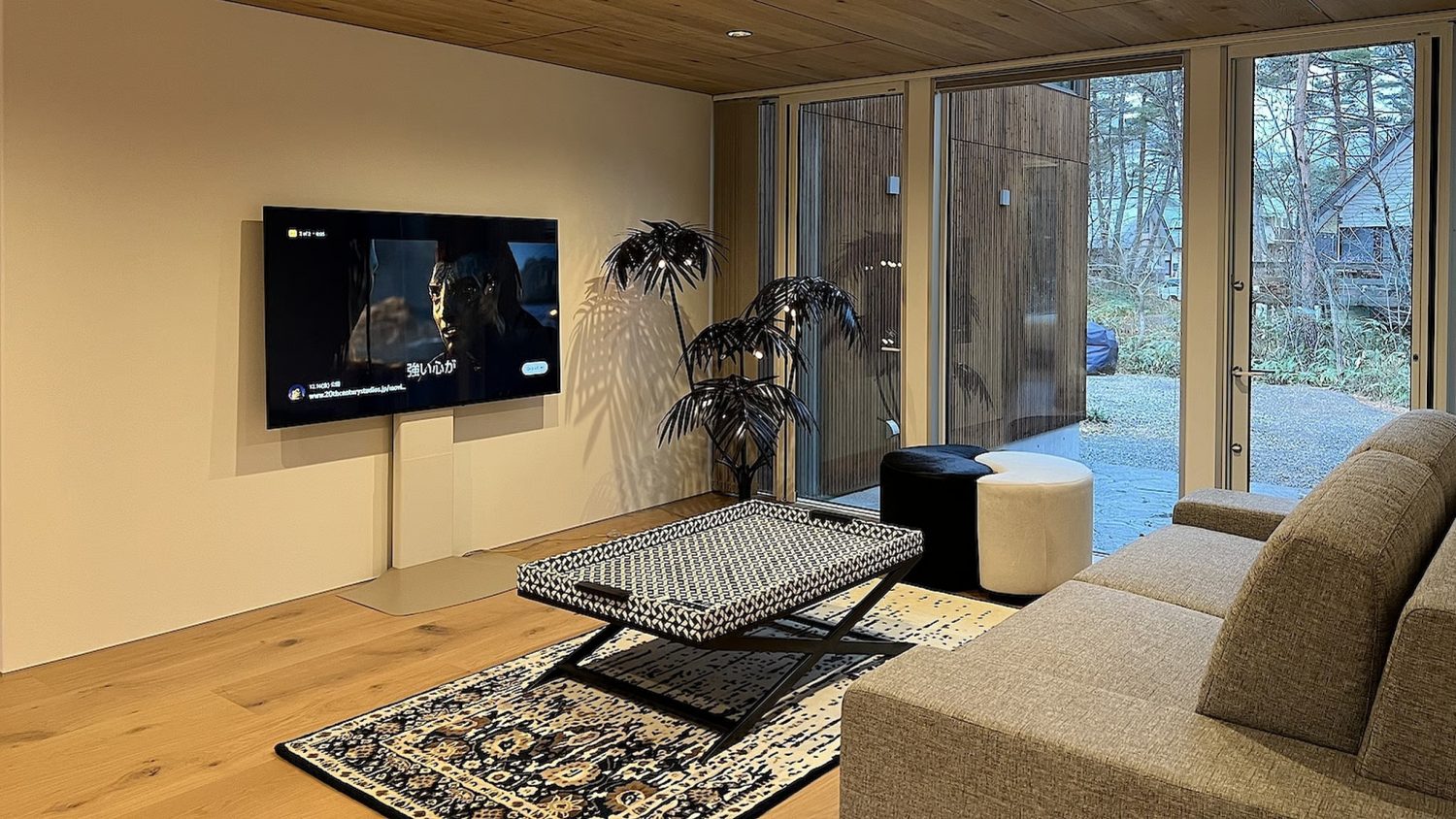 chalet-the-moo-media-room