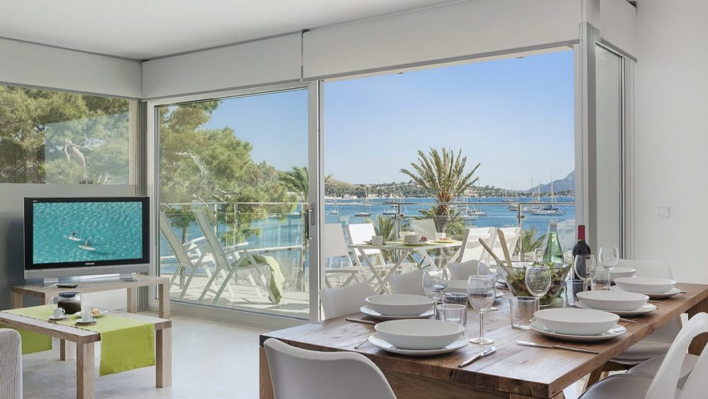 Rouquetta Apartment dining area - senior-friendly mallorca villas