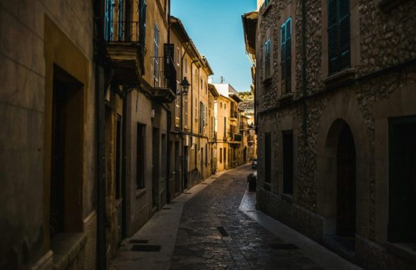 things to do in pollensa with family