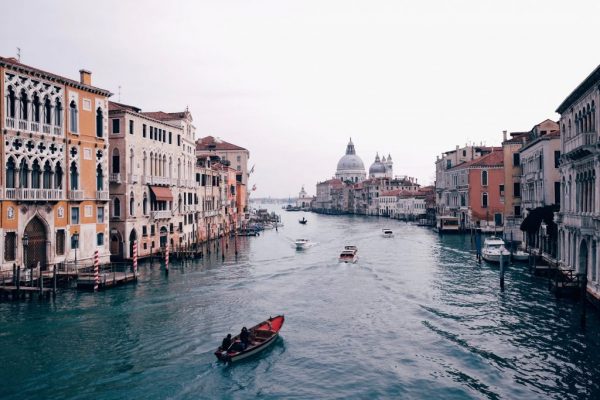 Things to do in Italy - gondola ride in Venice