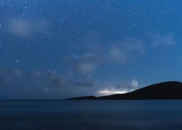 There is nothing more romantic than to spending the night under the Mauritius' sky.
