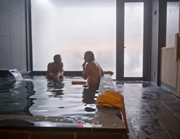 Best Niseko Onsen: Public Baths, Day Spas & Etiquette Guide